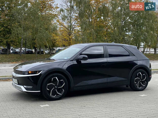 Черный Хендай Ioniq 5, объемом двигателя 0 л и пробегом 54 тыс. км за 28500 $, фото 11 на Automoto.ua