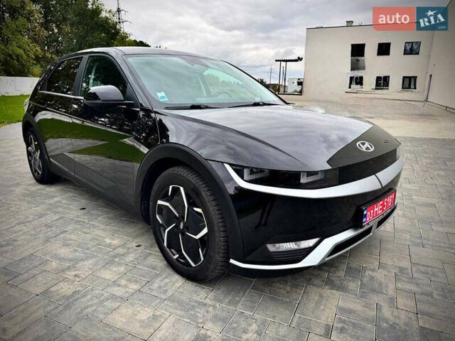 Черный Хендай Ioniq 5, объемом двигателя 0 л и пробегом 113 тыс. км за 24995 $, фото 2 на Automoto.ua