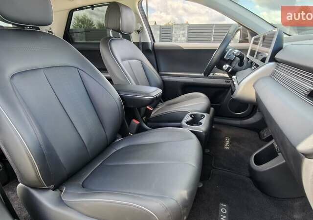 Чорний Хендай Ioniq 5, об'ємом двигуна 0 л та пробігом 34 тис. км за 28600 $, фото 21 на Automoto.ua