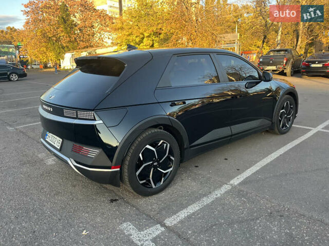 Черный Хендай Ioniq 5, объемом двигателя 0 л и пробегом 45 тыс. км за 24500 $, фото 3 на Automoto.ua