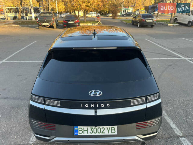 Черный Хендай Ioniq 5, объемом двигателя 0 л и пробегом 45 тыс. км за 24500 $, фото 1 на Automoto.ua