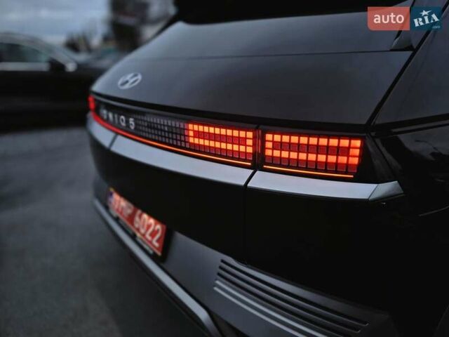 Чорний Хендай Ioniq 5, об'ємом двигуна 0 л та пробігом 91 тис. км за 25900 $, фото 82 на Automoto.ua