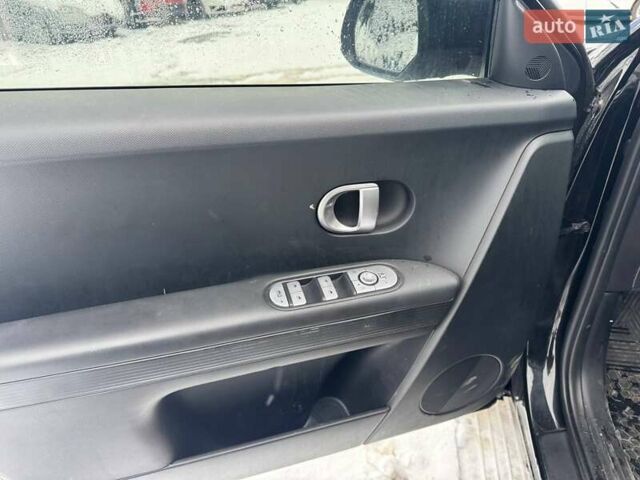 Чорний Хендай Ioniq 5, об'ємом двигуна 0 л та пробігом 169 тис. км за 17300 $, фото 9 на Automoto.ua