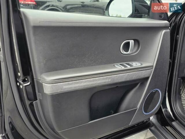 Чорний Хендай Ioniq 5, об'ємом двигуна 0 л та пробігом 91 тис. км за 25900 $, фото 63 на Automoto.ua