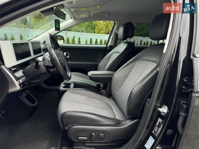 Черный Хендай Ioniq 5, объемом двигателя 0 л и пробегом 113 тыс. км за 24995 $, фото 9 на Automoto.ua