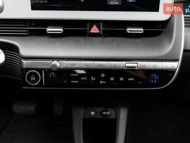 Черный Хендай Ioniq 5, объемом двигателя 0 л и пробегом 56 тыс. км за 25500 $, фото 21 на Automoto.ua