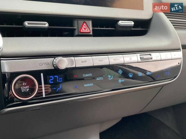 Чорний Хендай Ioniq 5, об'ємом двигуна 0 л та пробігом 34 тис. км за 25990 $, фото 21 на Automoto.ua