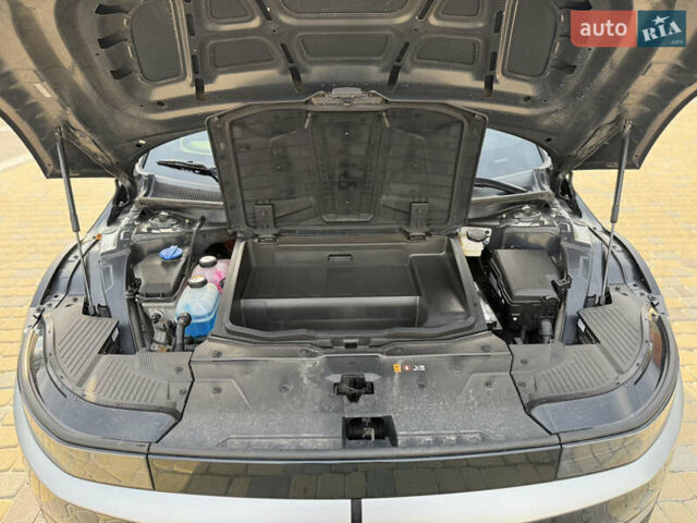 Чорний Хендай Ioniq 5, об'ємом двигуна 0 л та пробігом 120 тис. км за 23777 $, фото 51 на Automoto.ua