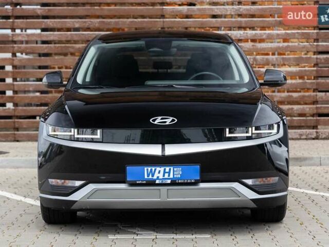 Черный Хендай Ioniq 5, объемом двигателя 0 л и пробегом 56 тыс. км за 25500 $, фото 1 на Automoto.ua