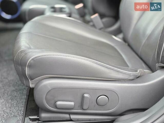 Чорний Хендай Ioniq 5, об'ємом двигуна 0 л та пробігом 91 тис. км за 25900 $, фото 67 на Automoto.ua