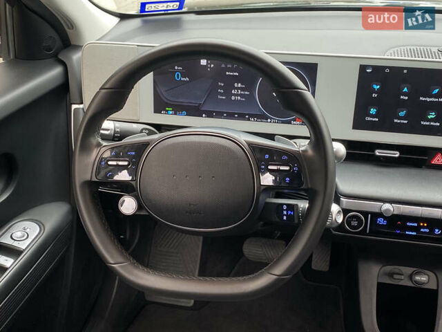 Черный Хендай Ioniq 5, объемом двигателя 0 л и пробегом 54 тыс. км за 28500 $, фото 23 на Automoto.ua