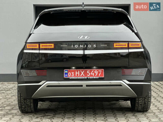 Черный Хендай Ioniq 5, объемом двигателя 0 л и пробегом 156 тыс. км за 22999 $, фото 31 на Automoto.ua