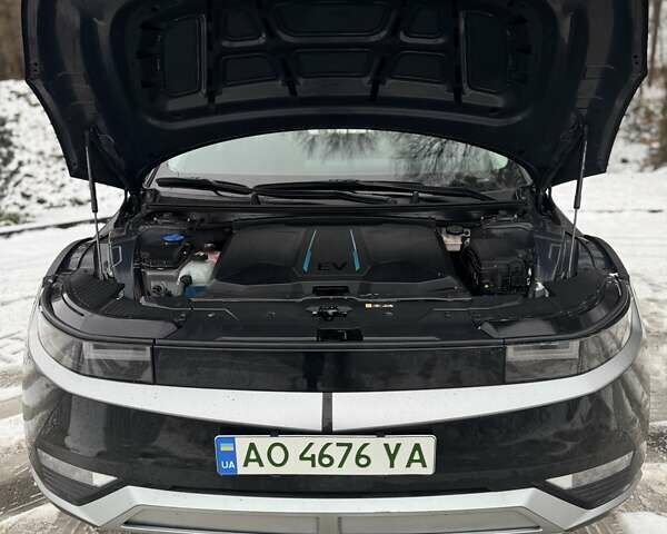 Черный Хендай Ioniq 5, объемом двигателя 0 л и пробегом 45 тыс. км за 24600 $, фото 7 на Automoto.ua