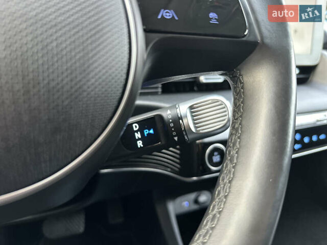 Черный Хендай Ioniq 5, объемом двигателя 0 л и пробегом 156 тыс. км за 22999 $, фото 67 на Automoto.ua