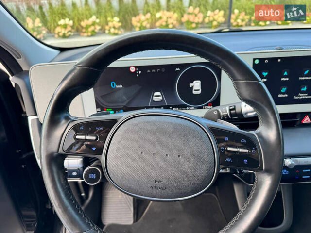 Черный Хендай Ioniq 5, объемом двигателя 0 л и пробегом 113 тыс. км за 24995 $, фото 17 на Automoto.ua