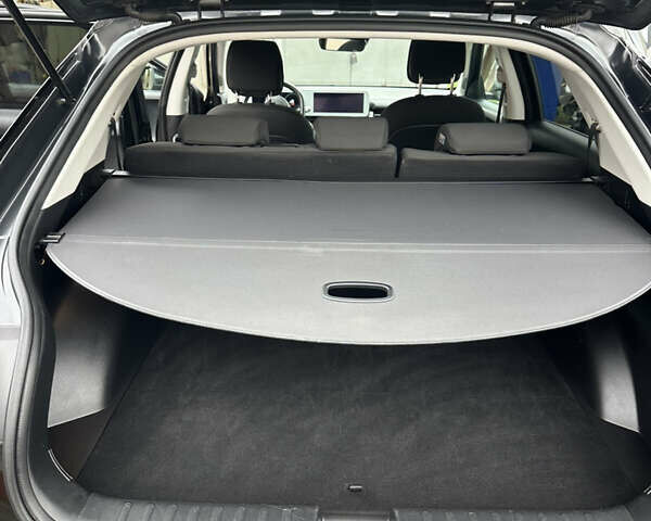 Черный Хендай Ioniq 5, объемом двигателя 0 л и пробегом 105 тыс. км за 23500 $, фото 21 на Automoto.ua