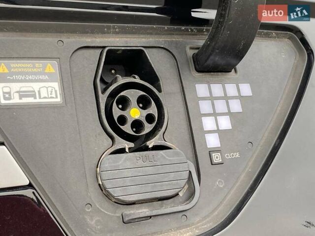 Чорний Хендай Ioniq 5, об'ємом двигуна 0 л та пробігом 34 тис. км за 25990 $, фото 26 на Automoto.ua