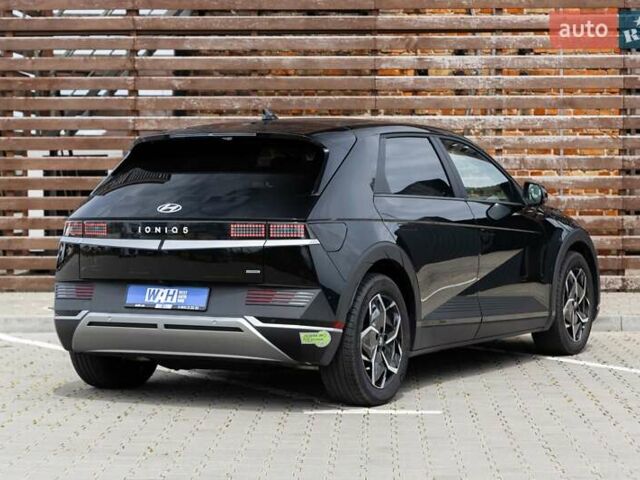 Черный Хендай Ioniq 5, объемом двигателя 0 л и пробегом 56 тыс. км за 25500 $, фото 7 на Automoto.ua