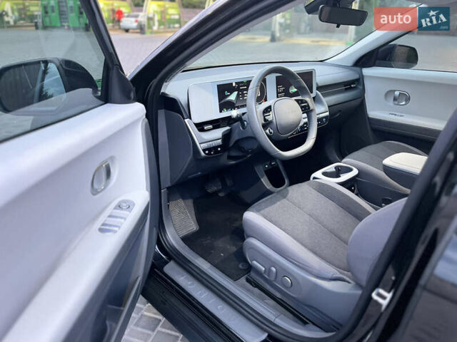 Хендай Ioniq 5 2022 в Кропивницком (Кировограде) на Automoto.ua Черный Хендай Ioniq 5, объемом двигателя 0 л и пробегом 79 тыс. км за 25500 $, фото 9 на Automoto.ua