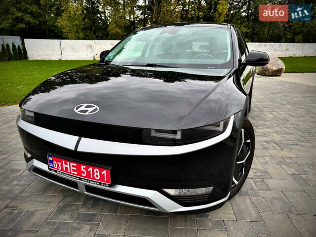 Черный Хендай Ioniq 5, объемом двигателя 0 л и пробегом 113 тыс. км за 24995 $, фото 1 на Automoto.ua