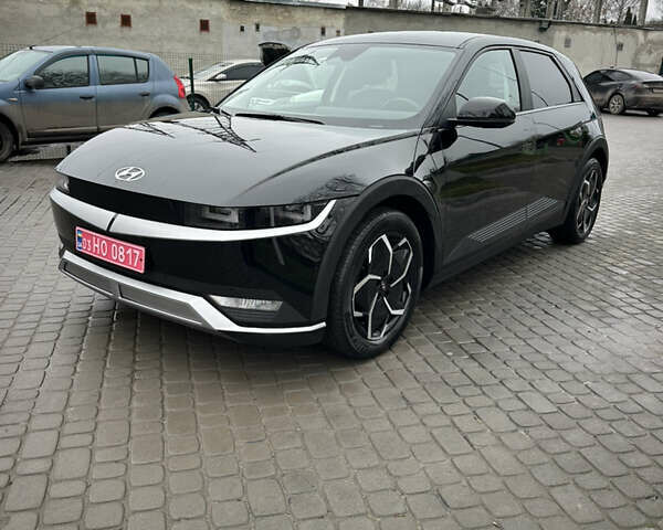 Черный Хендай Ioniq 5, объемом двигателя 0 л и пробегом 105 тыс. км за 23500 $, фото 16 на Automoto.ua