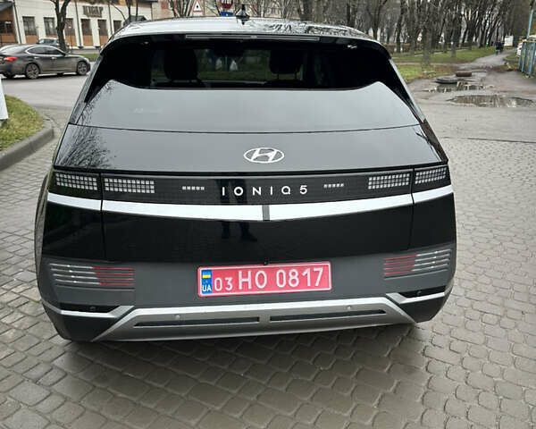 Черный Хендай Ioniq 5, объемом двигателя 0 л и пробегом 105 тыс. км за 23500 $, фото 14 на Automoto.ua