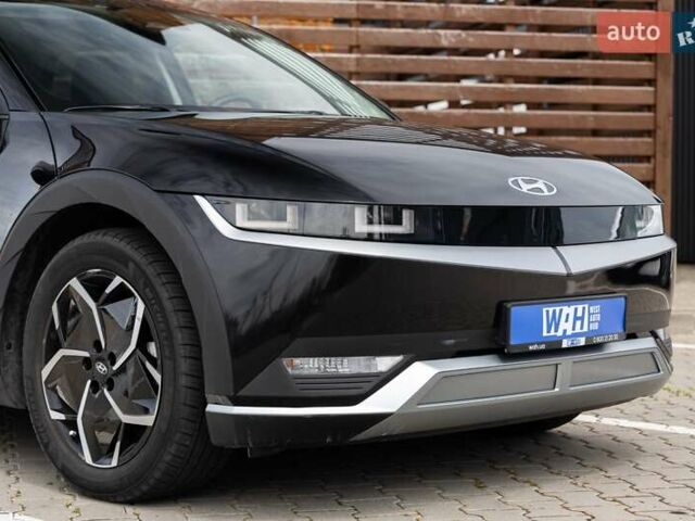 Черный Хендай Ioniq 5, объемом двигателя 0 л и пробегом 56 тыс. км за 25500 $, фото 5 на Automoto.ua