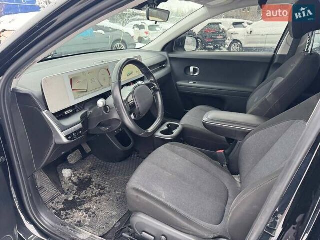 Чорний Хендай Ioniq 5, об'ємом двигуна 0 л та пробігом 169 тис. км за 17300 $, фото 10 на Automoto.ua