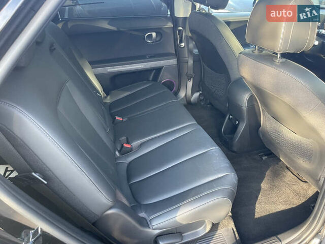 Черный Хендай Ioniq 5, объемом двигателя 0 л и пробегом 14 тыс. км за 27600 $, фото 21 на Automoto.ua