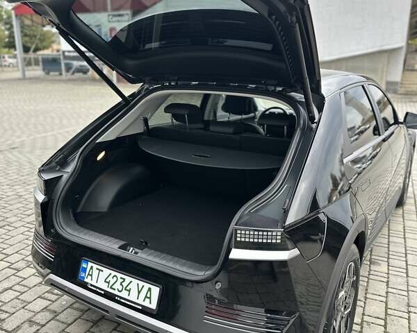 Черный Хендай Ioniq 5, объемом двигателя 0 л и пробегом 70 тыс. км за 23500 $, фото 22 на Automoto.ua