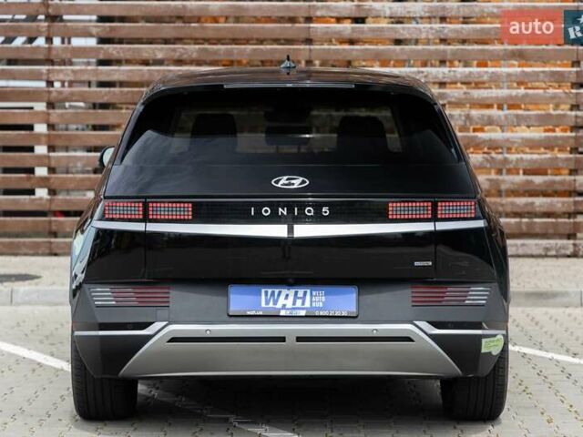 Черный Хендай Ioniq 5, объемом двигателя 0 л и пробегом 56 тыс. км за 25500 $, фото 9 на Automoto.ua