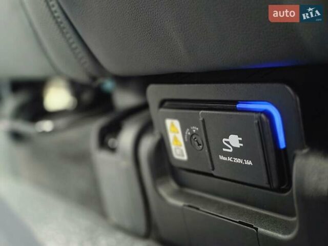 Чорний Хендай Ioniq 5, об'ємом двигуна 0 л та пробігом 91 тис. км за 25900 $, фото 80 на Automoto.ua