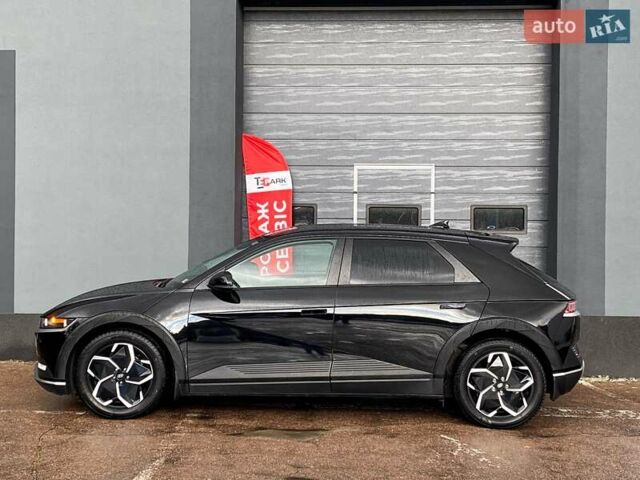 Черный Хендай Ioniq 5, объемом двигателя 0 л и пробегом 22 тыс. км за 28999 $, фото 5 на Automoto.ua