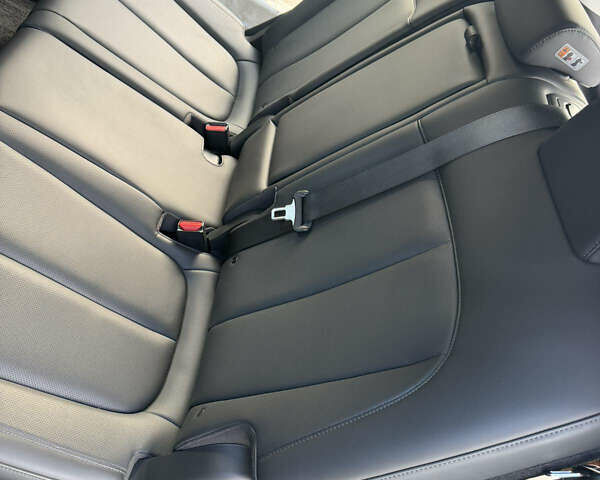 Черный Хендай Ioniq 5, объемом двигателя 0 л и пробегом 42 тыс. км за 26000 $, фото 17 на Automoto.ua