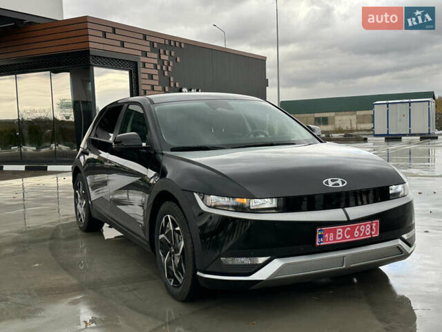 Черный Хендай Ioniq 5, объемом двигателя 0 л и пробегом 2 тыс. км за 26999 $, фото 20 на Automoto.ua