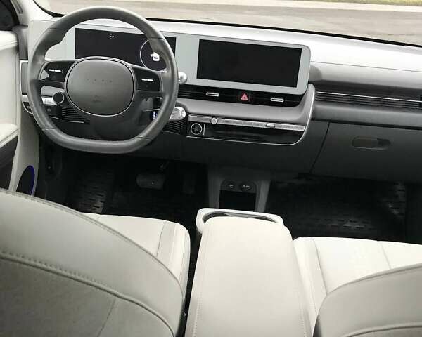 Чорний Хендай Ioniq 5, об'ємом двигуна 0 л та пробігом 30 тис. км за 25900 $, фото 30 на Automoto.ua