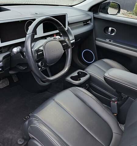 Чорний Хендай Ioniq 5, об'ємом двигуна 0 л та пробігом 33 тис. км за 25900 $, фото 27 на Automoto.ua