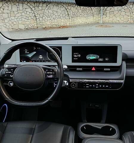Чорний Хендай Ioniq 5, об'ємом двигуна 0 л та пробігом 33 тис. км за 25900 $, фото 42 на Automoto.ua