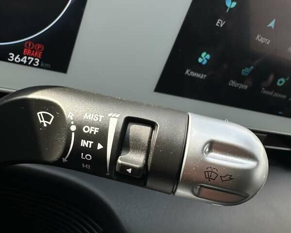 Черный Хендай Ioniq 5, объемом двигателя 0 л и пробегом 36 тыс. км за 25800 $, фото 16 на Automoto.ua