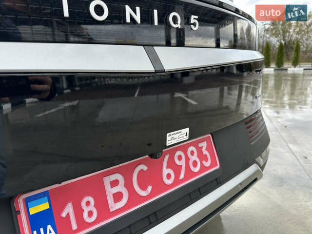Черный Хендай Ioniq 5, объемом двигателя 0 л и пробегом 2 тыс. км за 26999 $, фото 59 на Automoto.ua