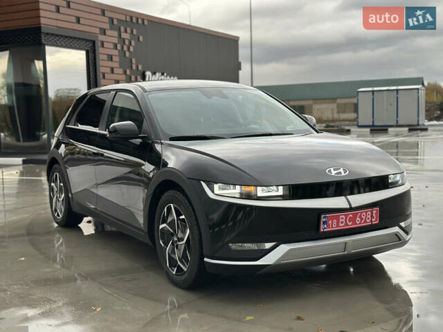 Черный Хендай Ioniq 5, объемом двигателя 0 л и пробегом 2 тыс. км за 26999 $, фото 8 на Automoto.ua