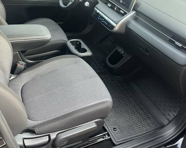 Чорний Хендай Ioniq 5, об'ємом двигуна 0 л та пробігом 34 тис. км за 24300 $, фото 17 на Automoto.ua