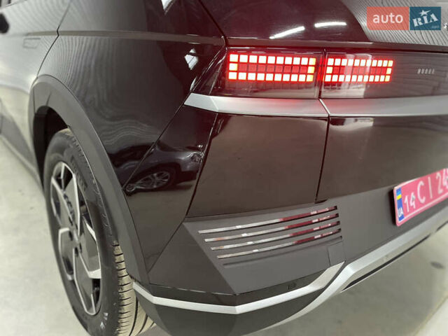 Чорний Хендай Ioniq 5, об'ємом двигуна 0 л та пробігом 75 тис. км за 26900 $, фото 18 на Automoto.ua