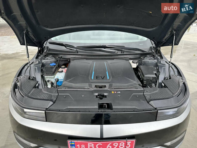 Черный Хендай Ioniq 5, объемом двигателя 0 л и пробегом 2 тыс. км за 26999 $, фото 53 на Automoto.ua