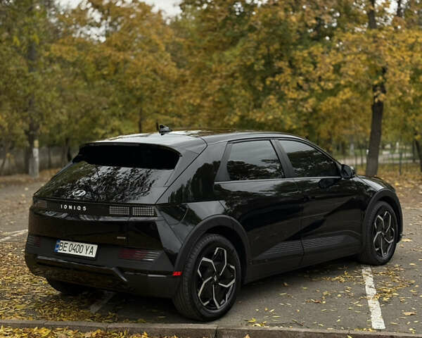 Черный Хендай Ioniq 5, объемом двигателя 0 л и пробегом 7 тыс. км за 28999 $, фото 12 на Automoto.ua
