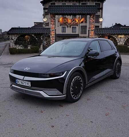 Чорний Хендай Ioniq 5, об'ємом двигуна 0 л та пробігом 33 тис. км за 25900 $, фото 6 на Automoto.ua