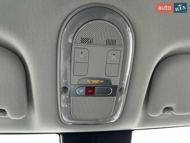 Черный Хендай Ioniq 5, объемом двигателя 0 л и пробегом 2 тыс. км за 26999 $, фото 40 на Automoto.ua