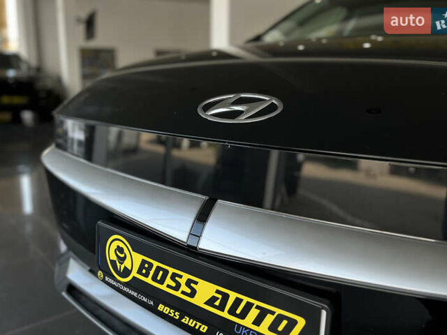 Черный Хендай Ioniq 5, объемом двигателя 0 л и пробегом 15 тыс. км за 28500 $, фото 6 на Automoto.ua