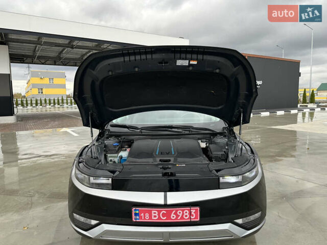 Черный Хендай Ioniq 5, объемом двигателя 0 л и пробегом 2 тыс. км за 26999 $, фото 54 на Automoto.ua