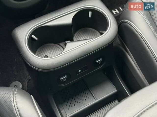Черный Хендай Ioniq 5, объемом двигателя 0 л и пробегом 7 тыс. км за 32000 $, фото 49 на Automoto.ua